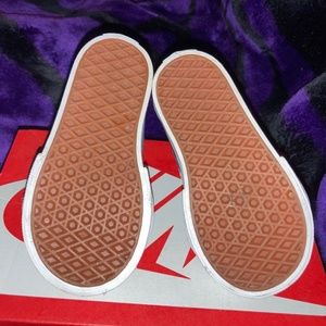 Shoes size 5c Vans and Nike